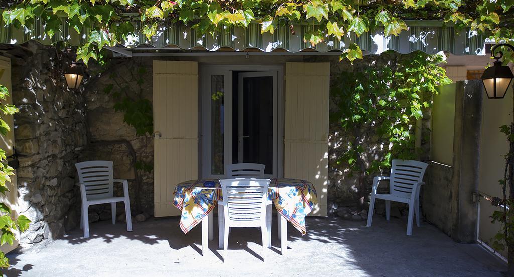 Maison D'Hotes Lou Geneste Bollène Exteriér fotografie